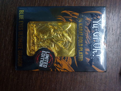 Customer photo review of Blue-Eyes Ultimate Dragon Collectible 24K Gold Plated Metal Card