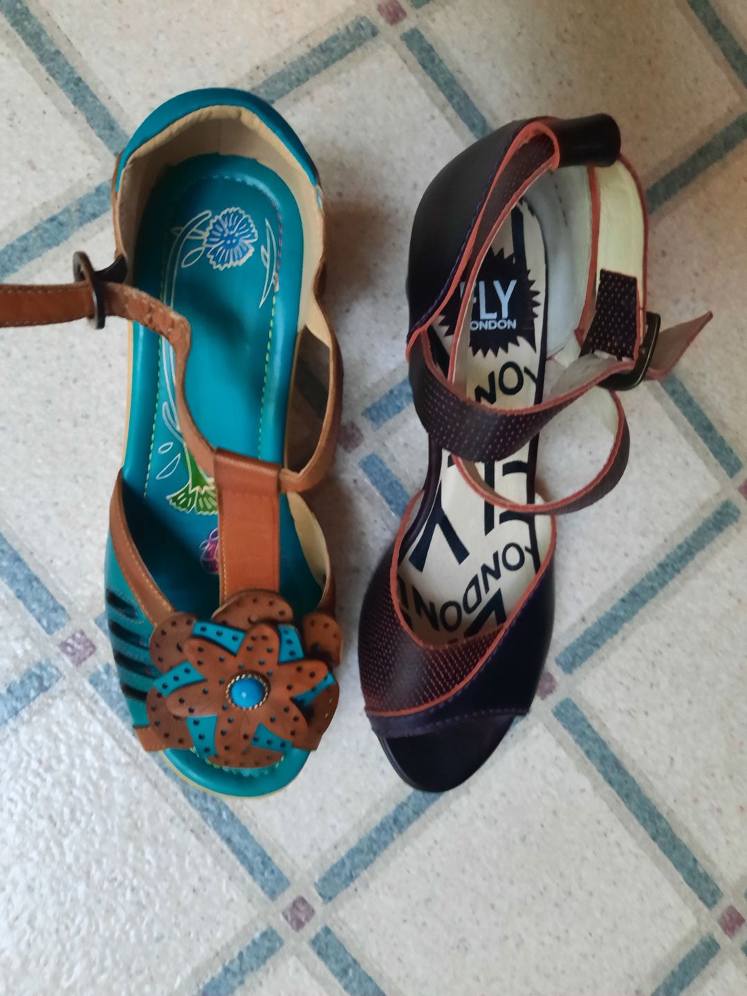 Customer photo review of Vintage Handmade Fish Mouth Floral Sandals