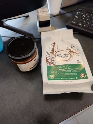 Customer photo review of Café, galletas y cajeta de café