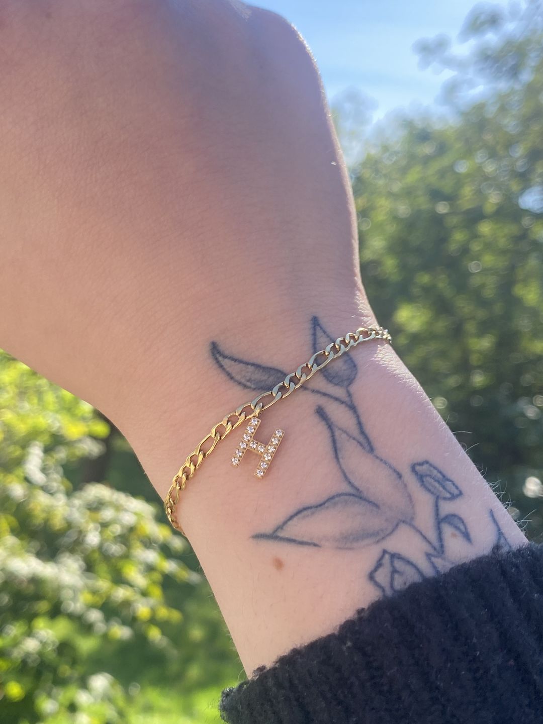 Customer photo review of Letter Armband | 18K vergoldet