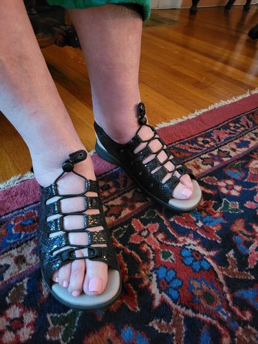 Customer photo review of Tango Sandal