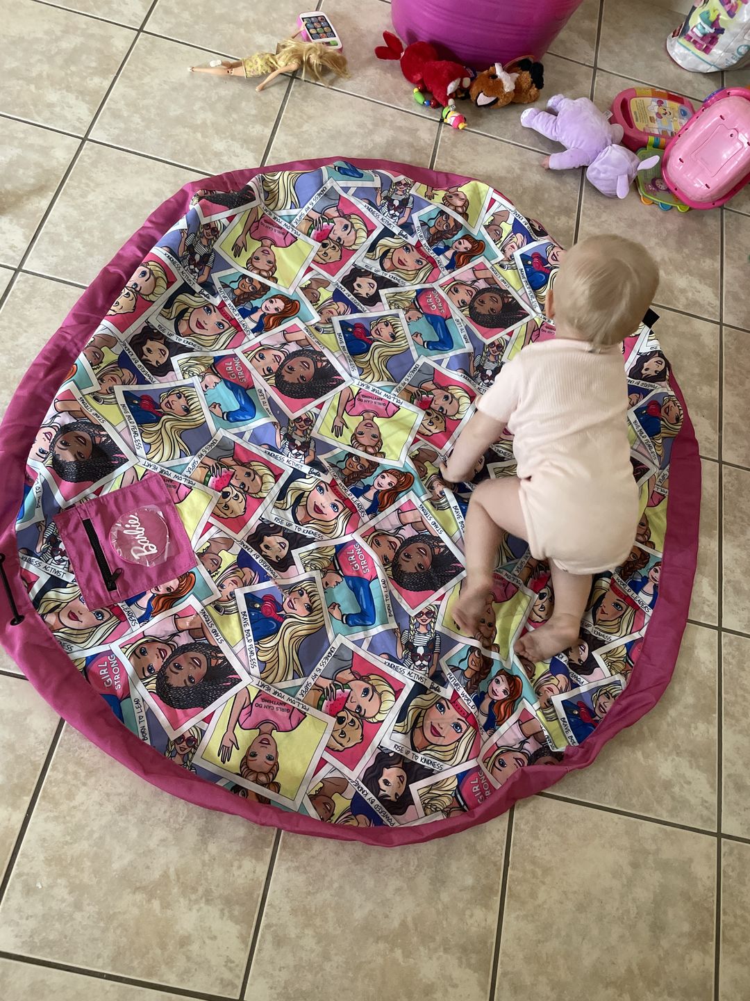 Customer photo review of Barbie® Dream House Play Pouch