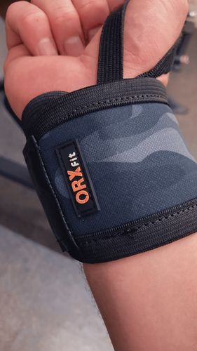 Customer photo review of Muñequeras WRAP Black Camo