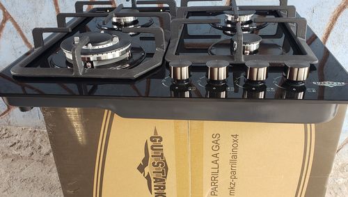 Customer photo review of Parrilla Gas Cristal Templado 4 Quemadores Estufillas Hogar
