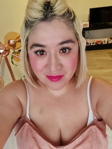 Customer photo review of Máscara Para Pestañas Yuya