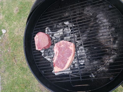 Reseña con foto de un cliente sobre Filete cabrería con hueso