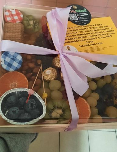 Customer photo review of Gold Fruit Platter (Promo)