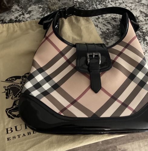 Customer photo review of Preloved Burberry Brooke Nova Check Coated Canvas and Patent Large Hobo Bag 072722 15% DISCOUNT APPLIED _ no ADDITIONAL DISCOUNTS CAN BE APPLIED
