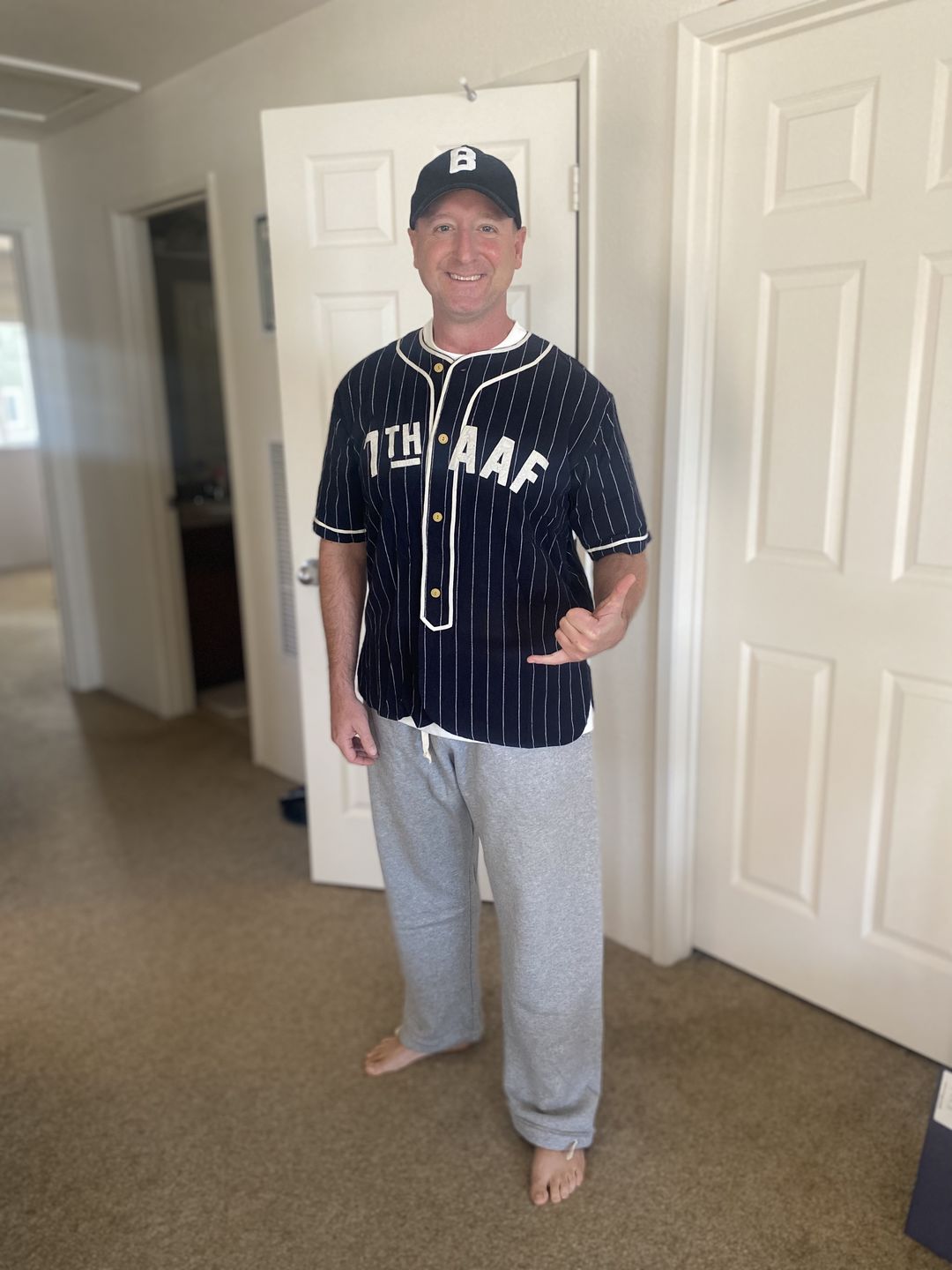 Customer photo review of 17.6 oz Heavyweight Terry Sweatpants - Gray