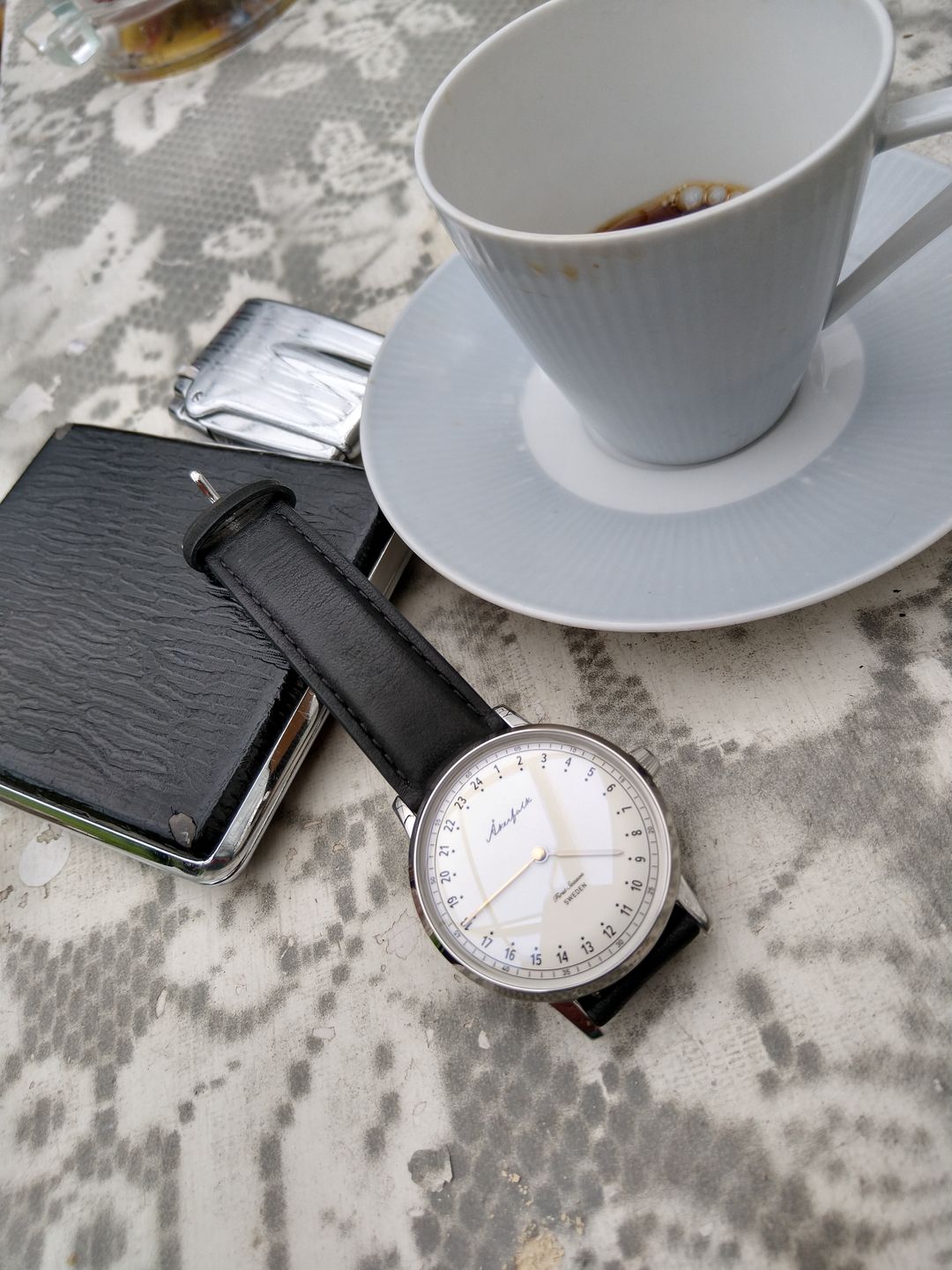 Customer photo review of First Season Silver White with Black Leather