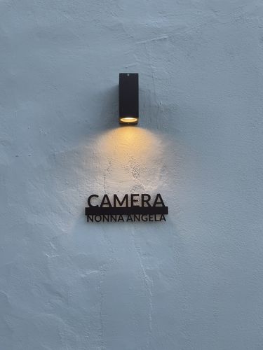 Customer photo review of Numero civico e testo sagomato modello Line 02 Acrilico