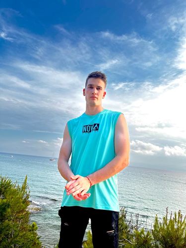 Customer photo review of Athlete Nowa Tank - Sea Water