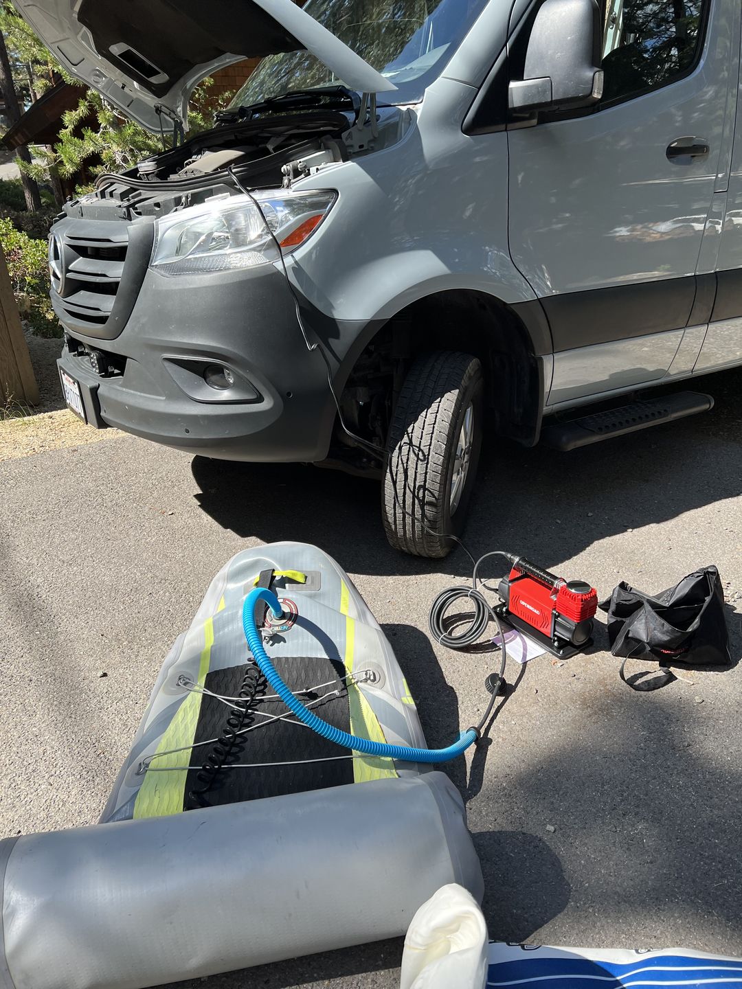 Customer photo review of OPENROAD 12V Portable Inflator Air Compressor Heavy Duty, 5.65CFM Truck Tires Inflator, Offroad Air Compressor Kit for Car Tires 150PSI