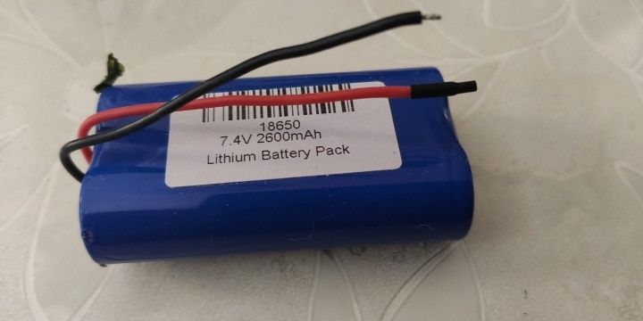 Customer photo review of NTC geschützter 7,4V 18650 2s1p 2600mAh Akku mit Platine und Stecker