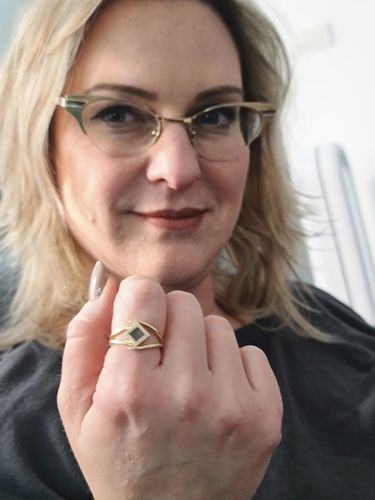 Customer photo review of 14k Solid Gold TANAOR Classic Ring