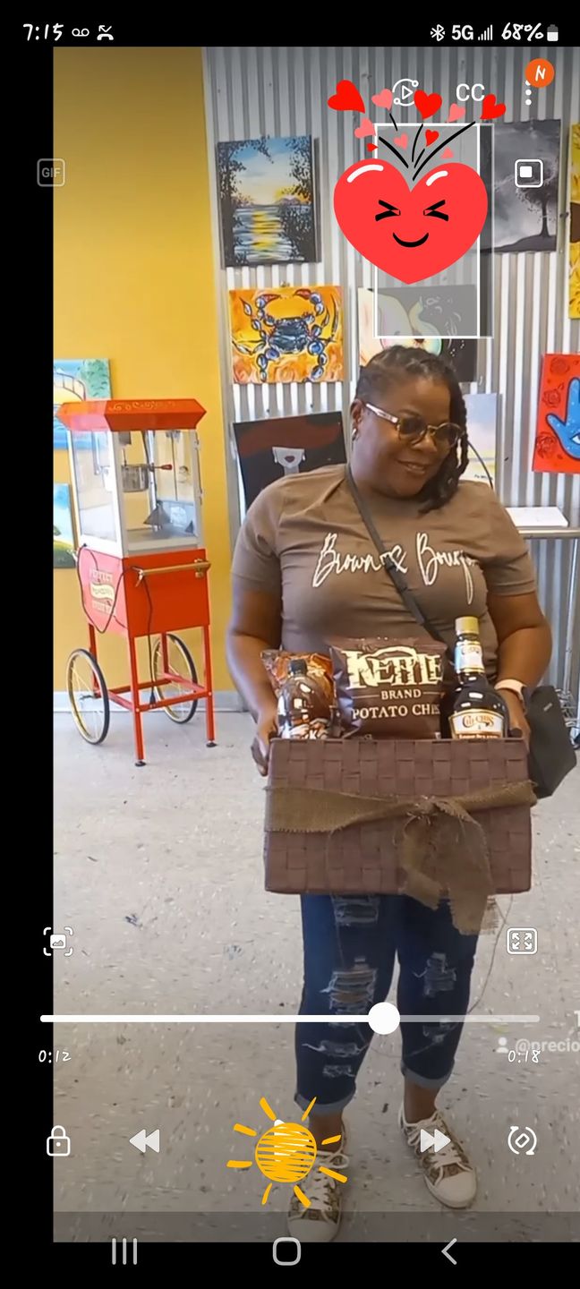 Customer photo review of Brown & Bougie