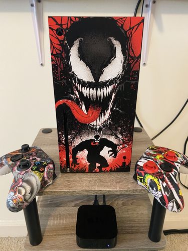 Customer photo review of Host *LIMITED* - Xbox Series X Console Skin