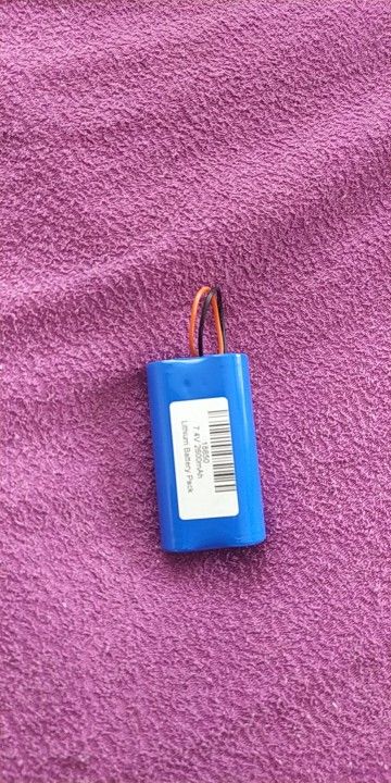 Customer photo review of NTC geschützter 7,4V 18650 2s1p 2600mAh Akku mit Platine und Stecker