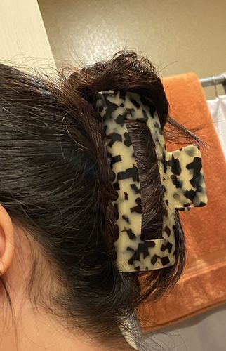 Customer photo review of XXL Dreamy Claw Clip