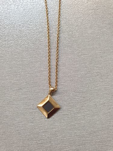 Customer photo review of Classic TANAOR Necklace