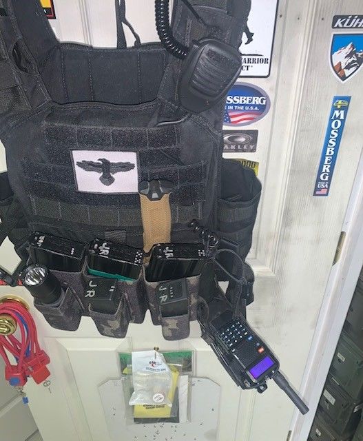 Customer photo review of Radio Pouch Baofeng/Pofung Medium GRIDLOK