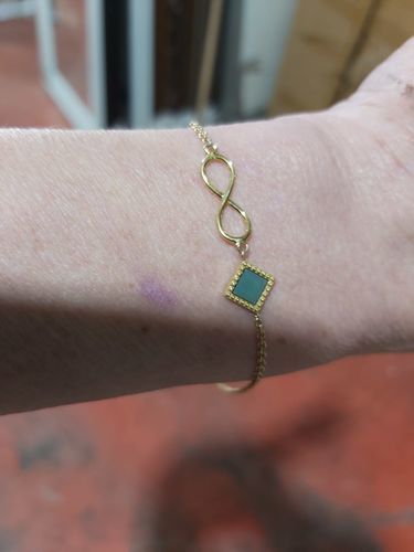 Customer photo review of Infinity Bracelet