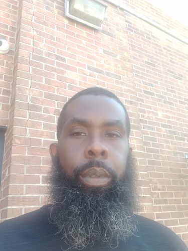 Customer photo review of Respected Roots Beard Conditioner - Royalty Scent (4 oz.)