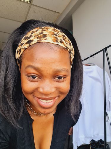 Customer photo review of Brazilian Headband Wig - Straight - 12"
