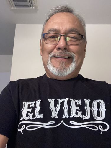 Customer photo review of Borracho Me Vale Madre Cantina T-Shirt