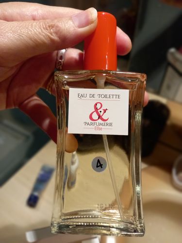 Customer photo review of N4 - Parfum générique de Good girl pour femme