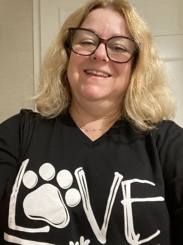 Customer photo review of Dog Love V-Neck - Project 2520