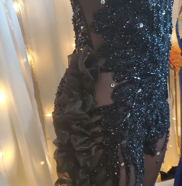 Customer photo review of Black Sequin on Velvet