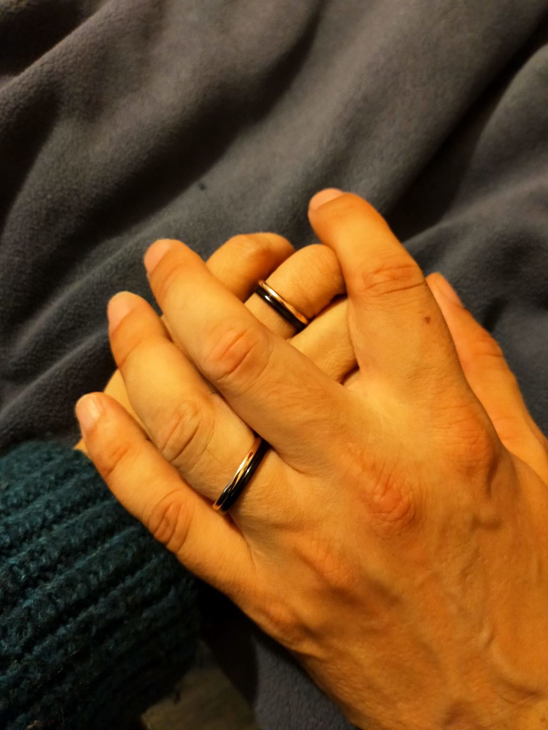 Customer photo review of Rose Gold 2mm Wonder Ring