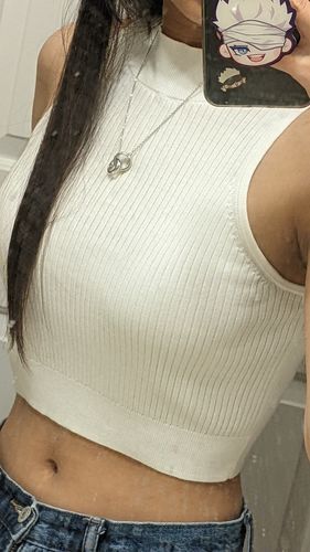 Customer photo review of Yuta Love Ring Necklace