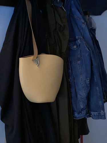 Customer photo review of Dahlia Shoulder Bag