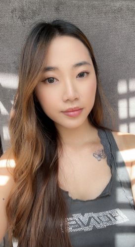 Customer photo review of Cloudy Kristin - gray
