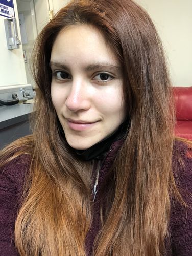 Reseña con foto de un cliente sobre Pack 2 Hennas Jamila BAQ Premium - Cobrizo Intenso y Duradero 🔥 👩🏼‍🦰