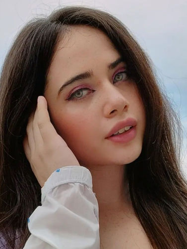 Customer photo review of DNA Taylor Colored Contact Lenses