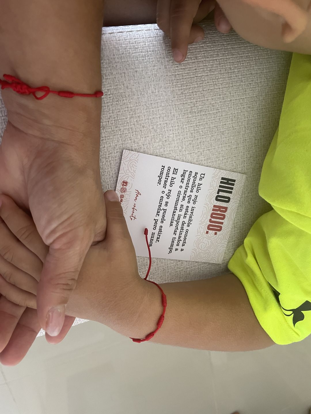 Customer photo review of Hilos de protección rojos 7 nudos