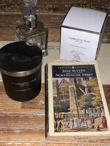 Customer photo review of Charlotte Rhys Supreme Body Creme