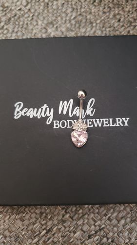 Customer photo review of Heart with Tiara Belly Button Ring
