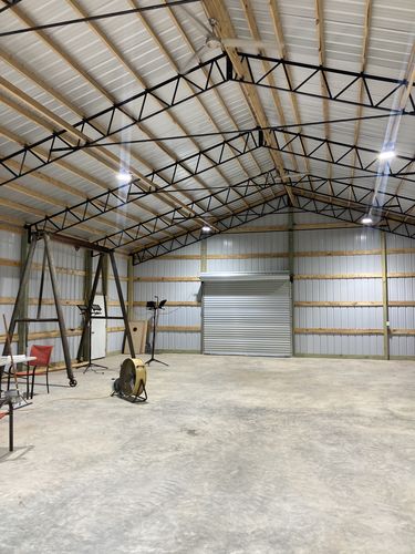 Customer photo review of LED High Bay - 150W - 21,200 Lumens - HB8 - Hook Mount - 6kV Surge Protector - UFO Series - UL+DLC5.1