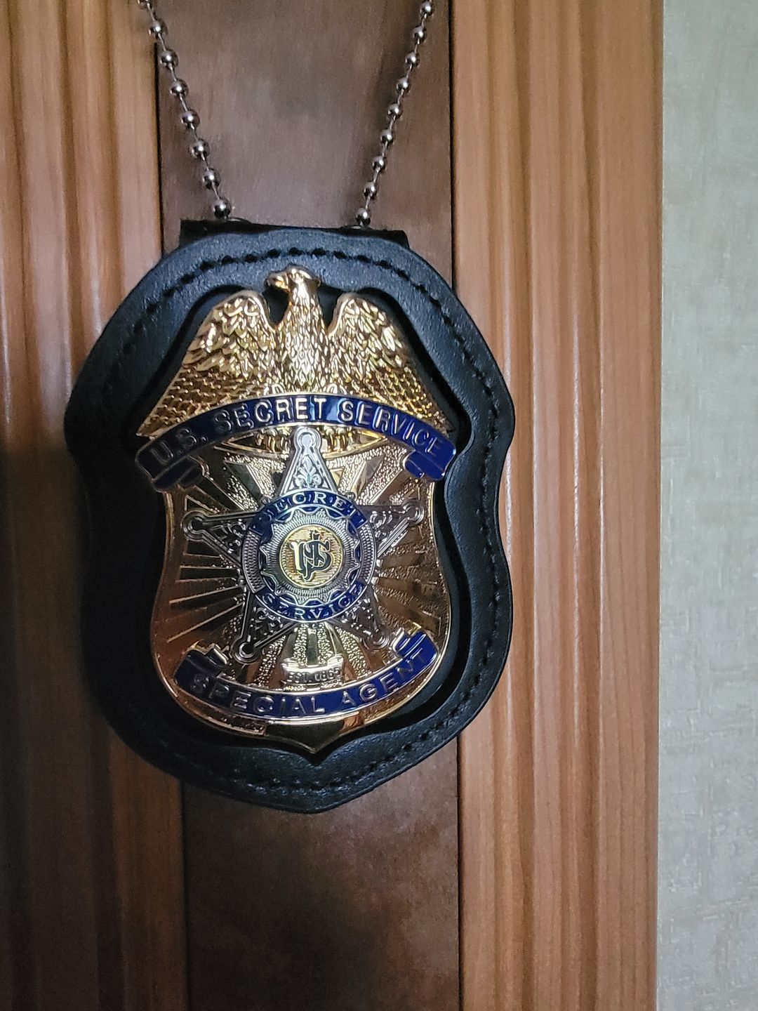 Customer photo review of US HSI Homeland Security Investigations Special Agent Badge Solid Copper Replica Movie Props