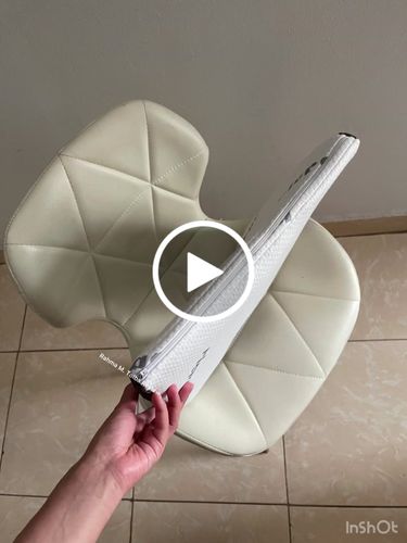 Customer video review of Orthopedic Tailbone Seat Cushion - Rash