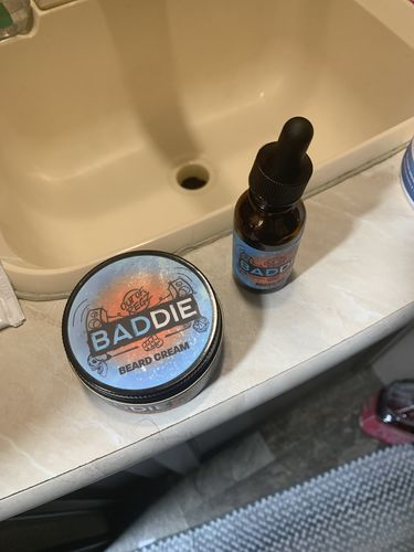 Customer photo review of Baddie Beard Pack