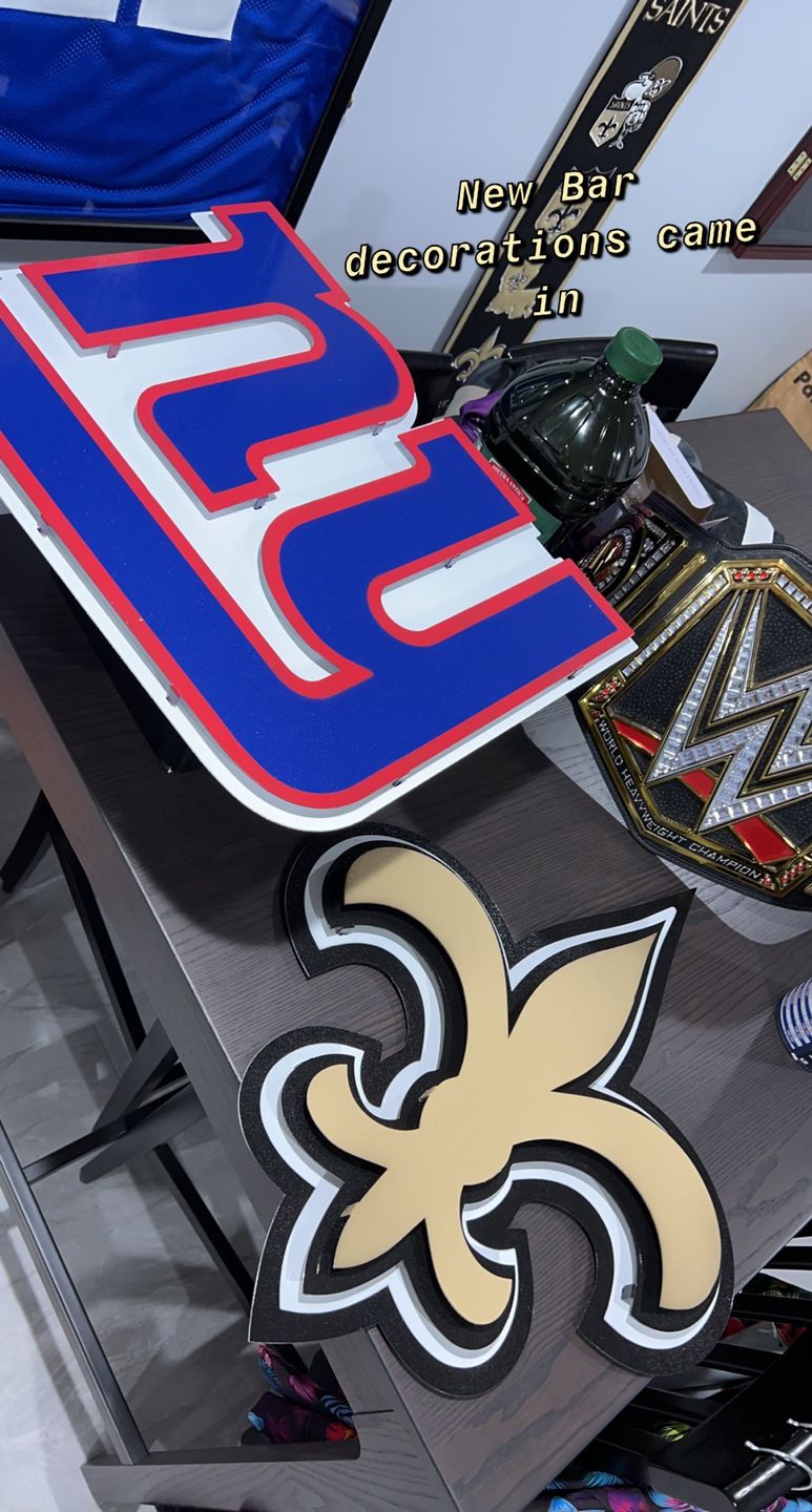 Customer photo review of New Orleans Saints "Fleur De Lis" 3D Vintage Metal Wall Art