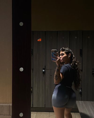 Customer photo review of Black Ice Ombré Scrunch Butt Biker Shorts