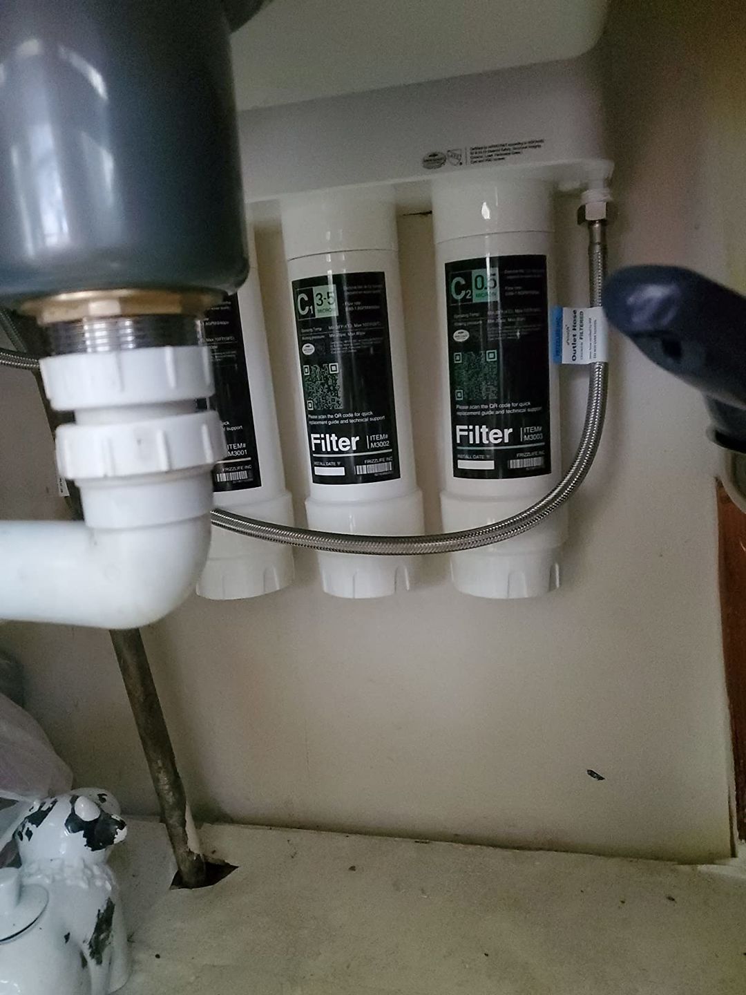 Customer photo review of Frizzlife 3-Stage Under Sink Water Filter System SK99-NEW, Direct Connect