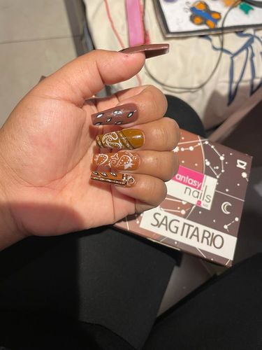 Customer photo review of Gel Colección Zodiaco Sagitario 6 pzas Fantasy Nails
