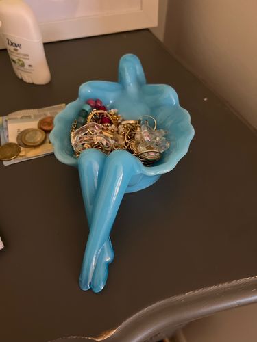 Customer photo review of Glass Bathing Beauty Soap Dish - 12 Color Options